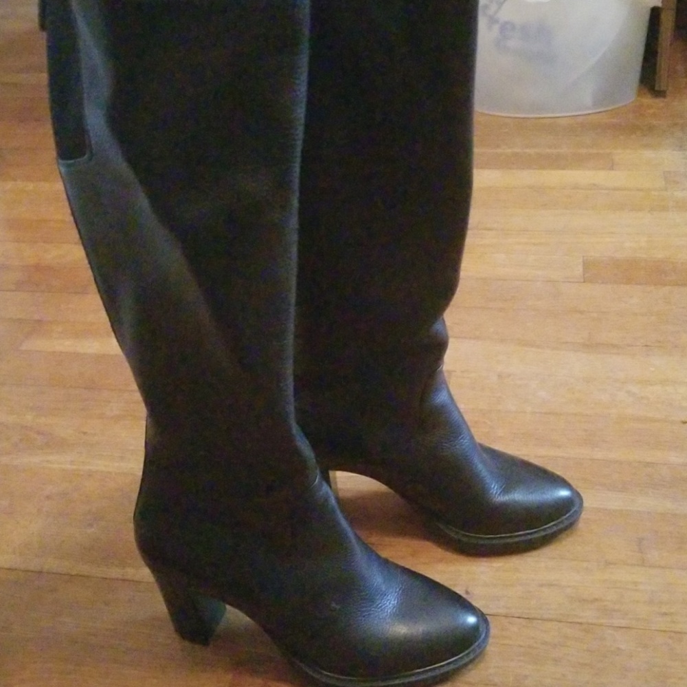 Aerosoles black knee high boots